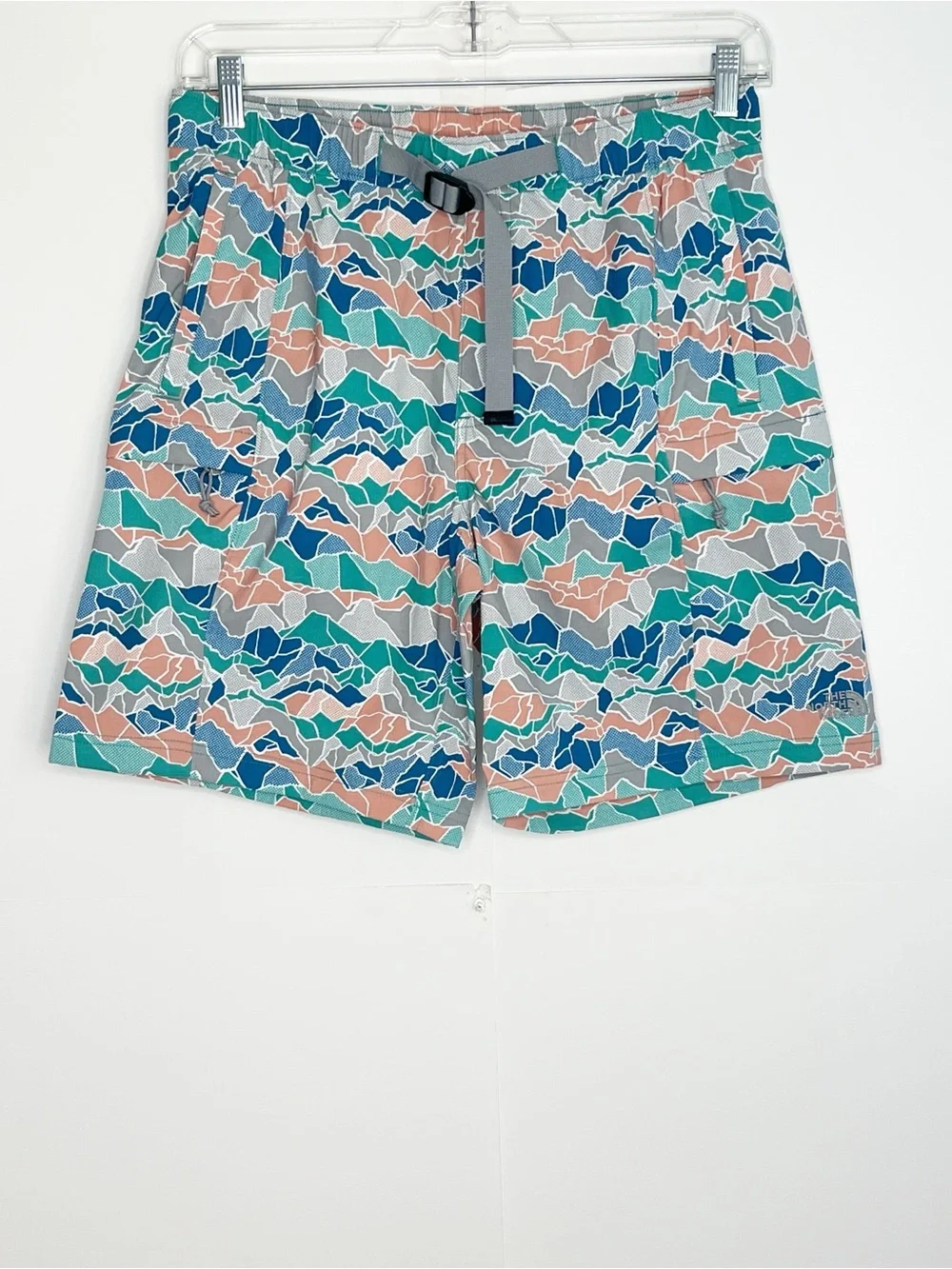The North Face Mens Printed Belted Shorts Size Medium